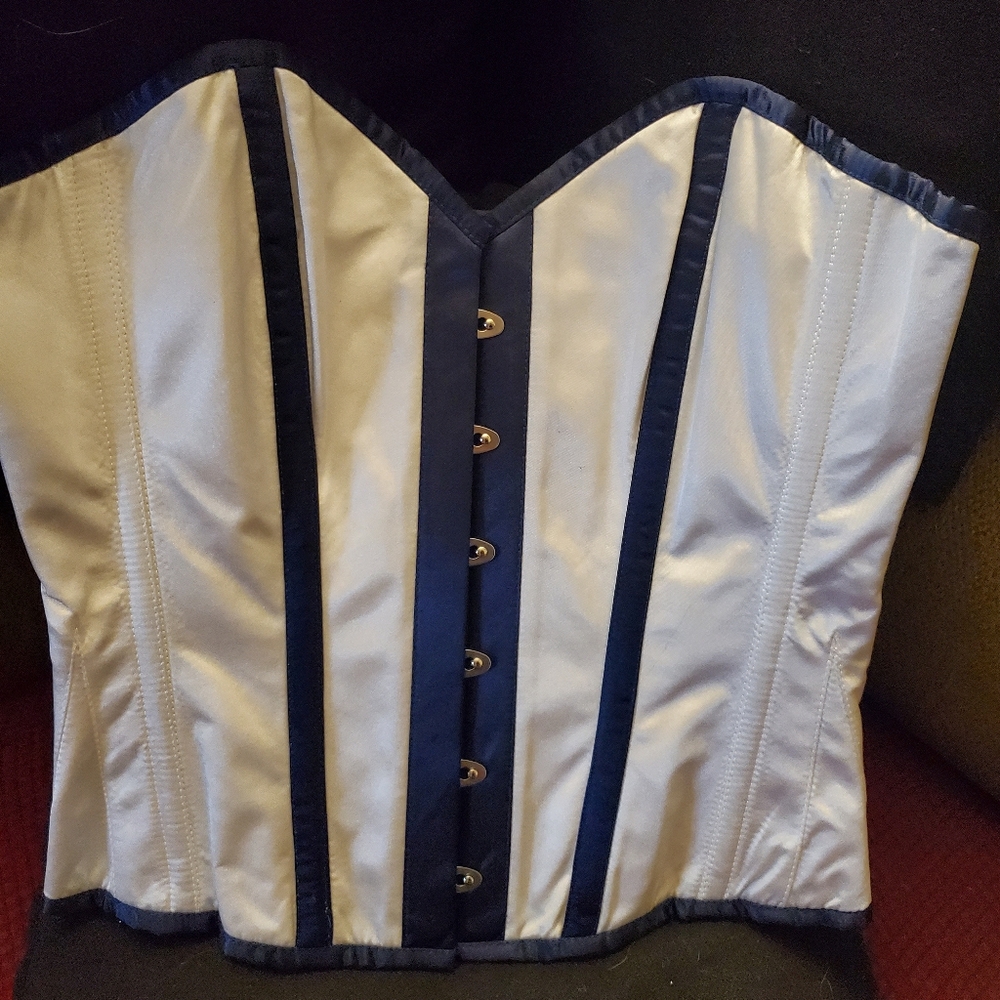BNWT White and navy steel-boned corset size XL